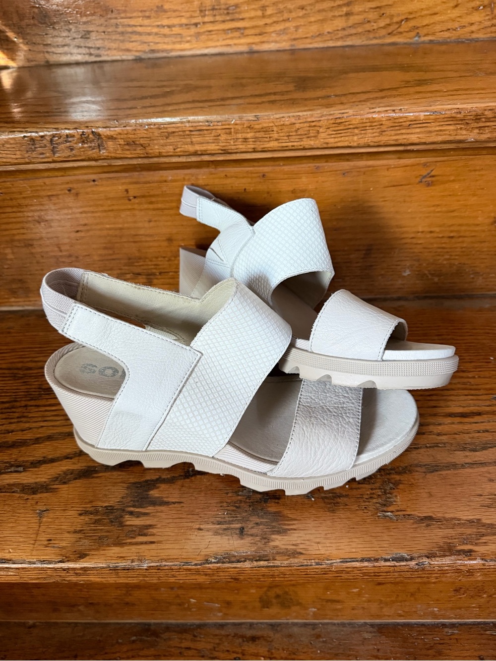 Women’s Sorel Joanie II Slingback White and Cream Platform Sandals